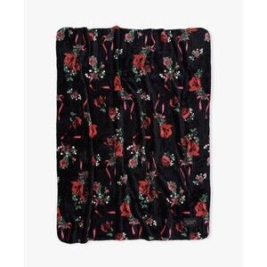 New Victoria’s Secret Blanket Plush Soft Fleece Black Roses Floral L 50 x 60